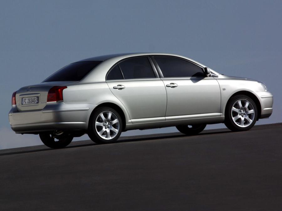  Toyota Avensis Sedan 2003 года  (фото 28 из 30)